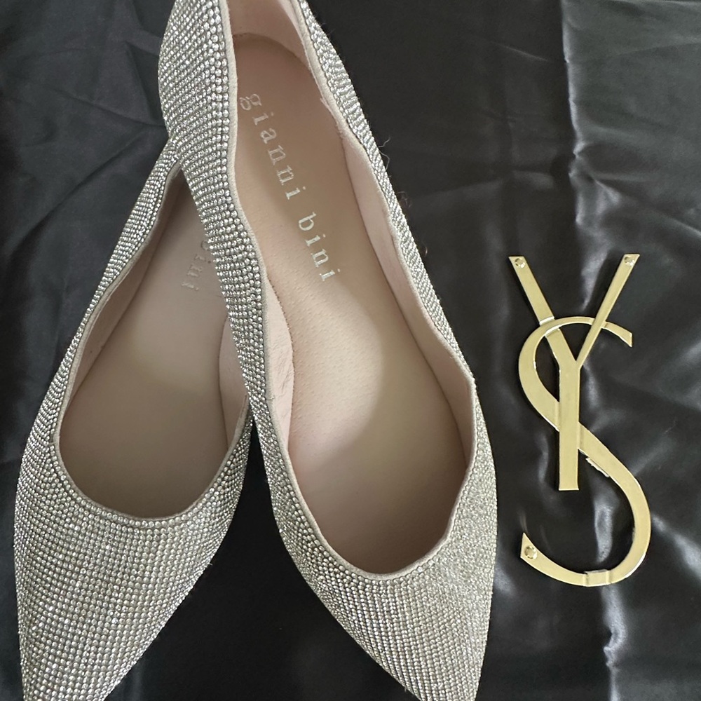 Gianni Bini Sparkling Silver Flats